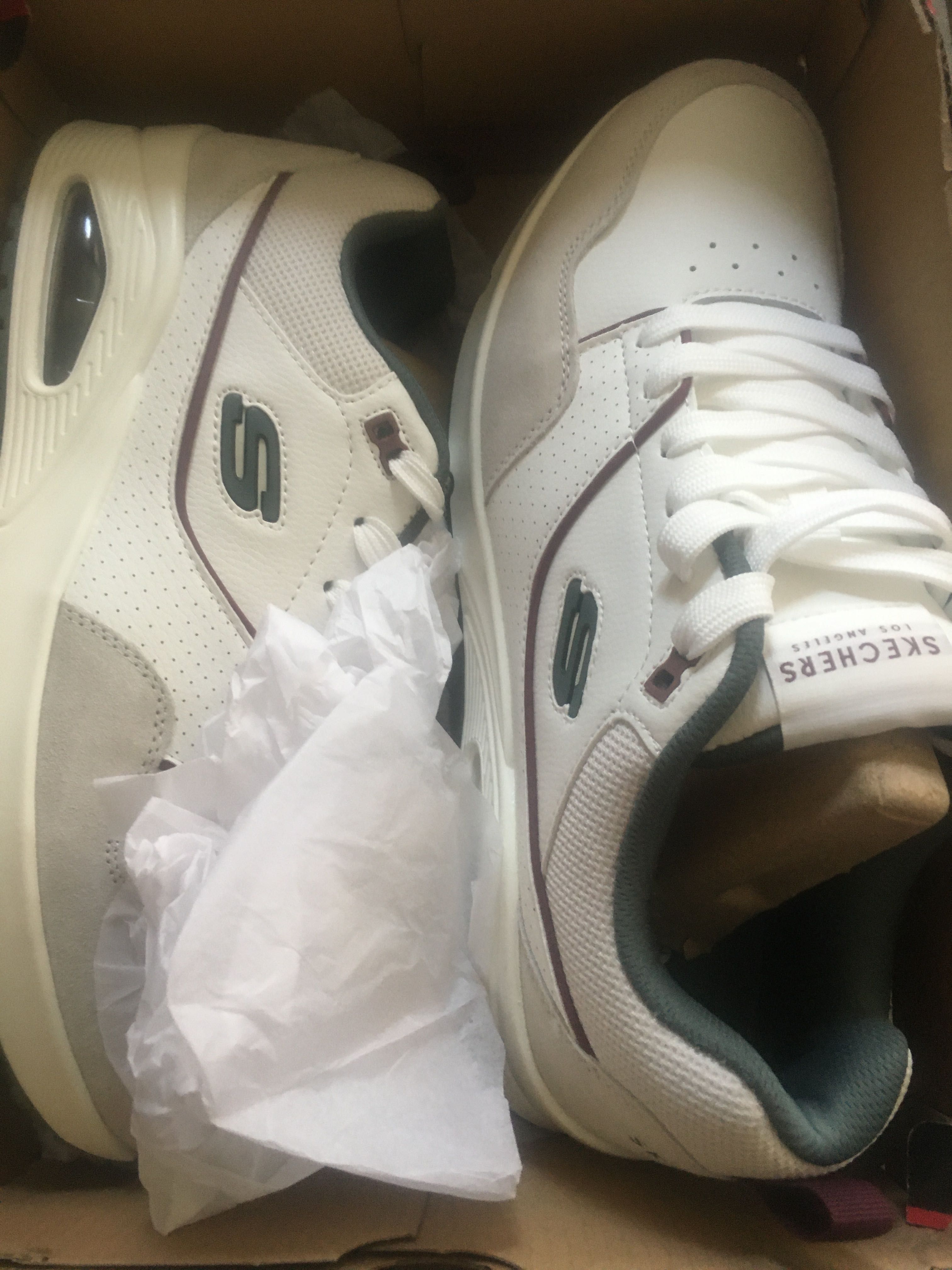 Skechers street with Air-cooled memory foam size 45