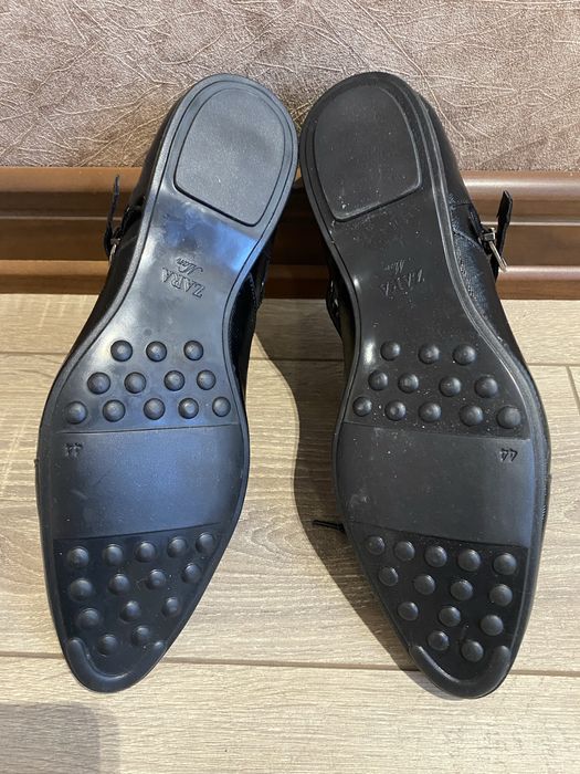 Zara oyoq kiyim razmer 44