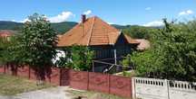 Casa bătrânească cu teren Crasna-Gorj