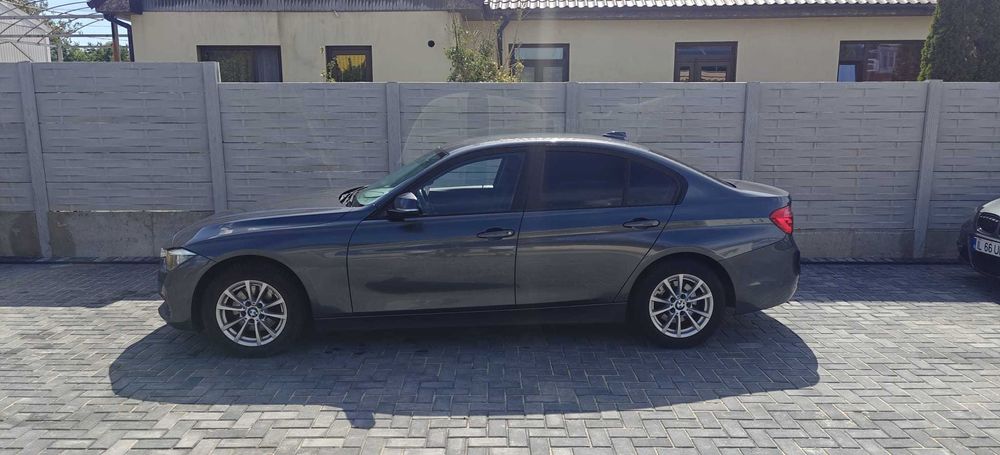 BMW F30 2016 2.0