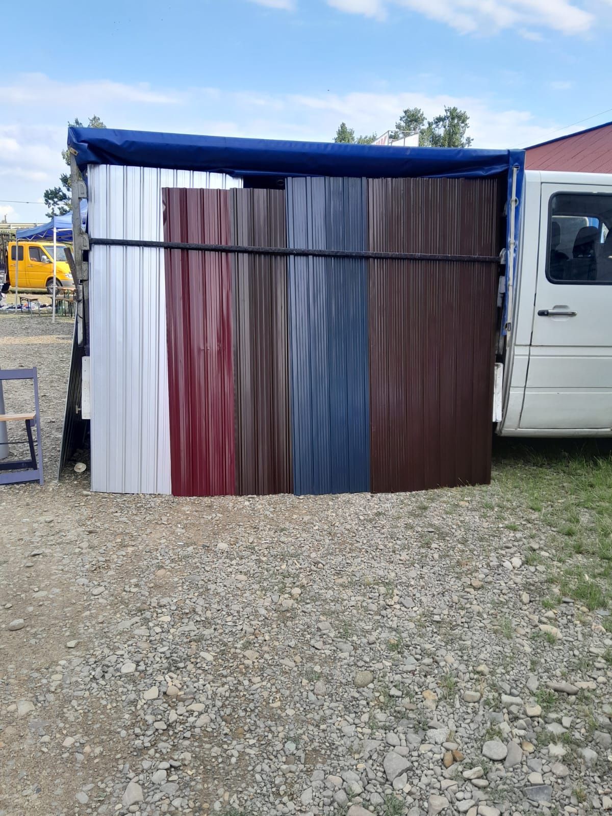 Tabla cutata diferite culori și modele
