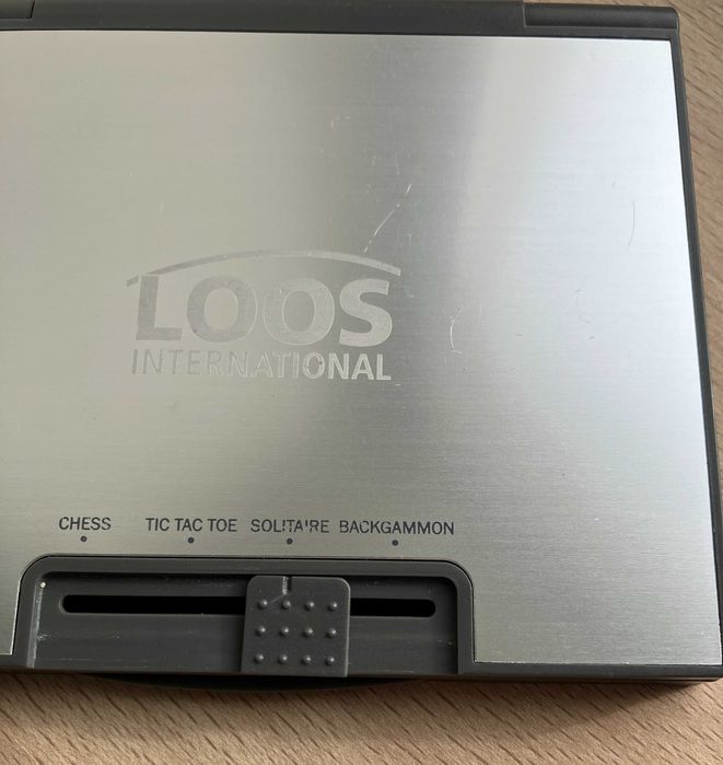 Joc de societate portabil 4 in 1 - Șah, X și Zero, Solitaire, Table