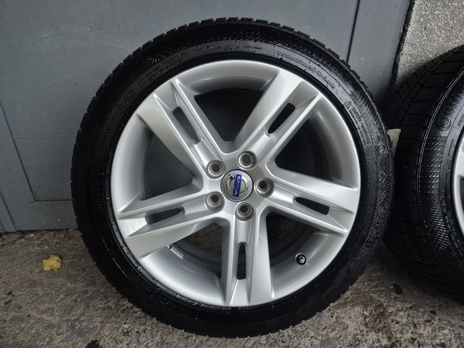 Jante aliaj volvo v60 pe 17 cu anvelope 235/45/17