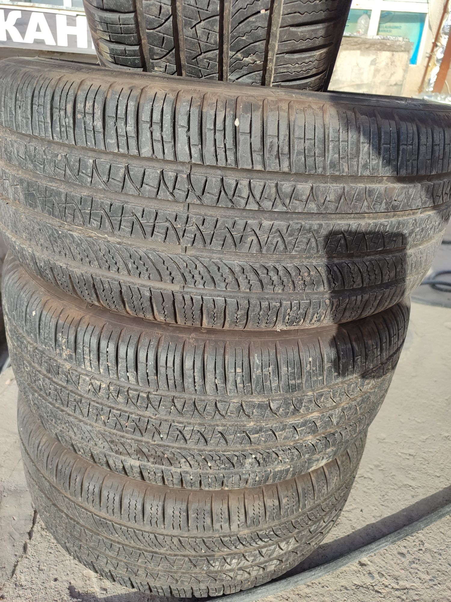 Balon sotiladi 235/45r18