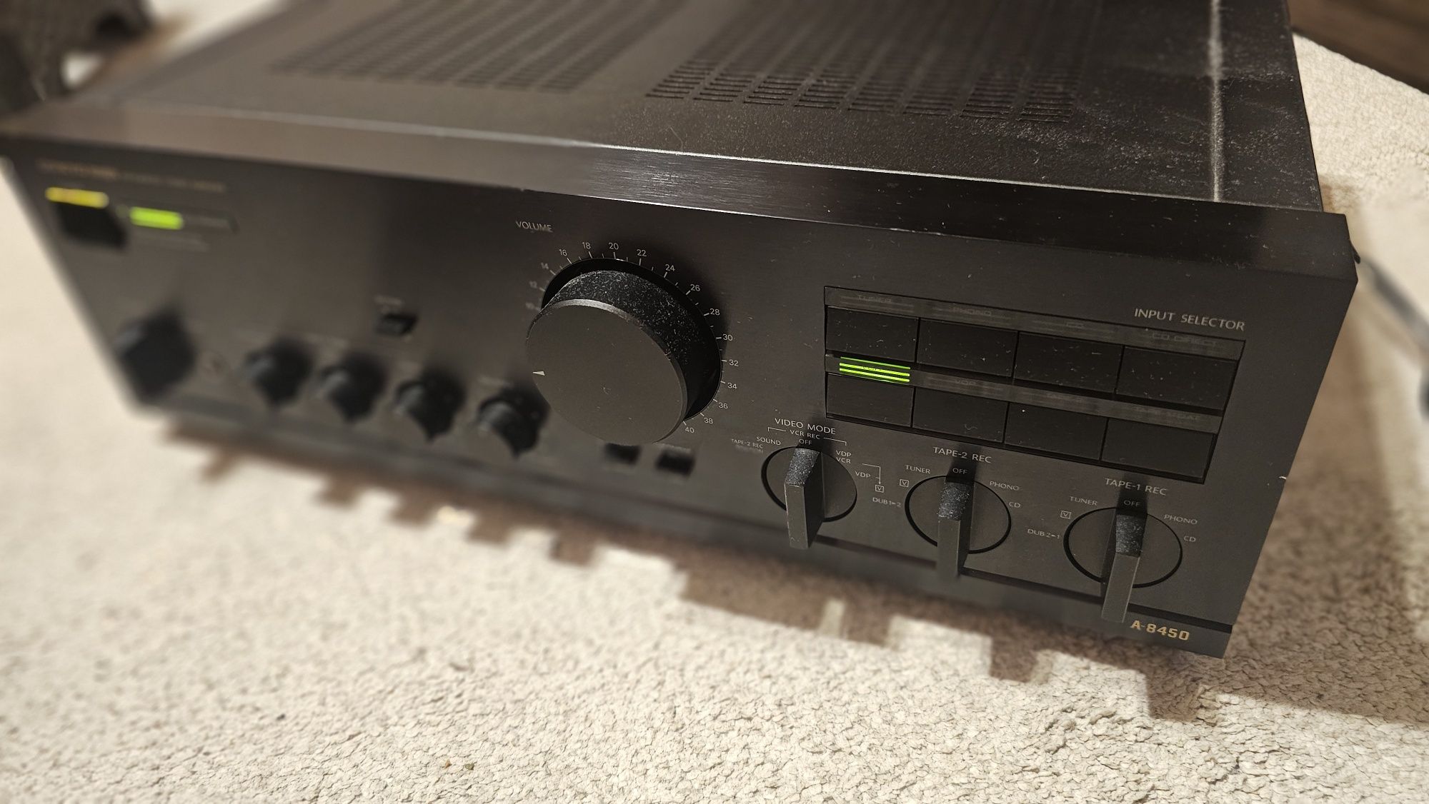 Amplificator Onkyo Integra A-8450, 2 x 155w-4 ohm/2 x 100w-8ohm.