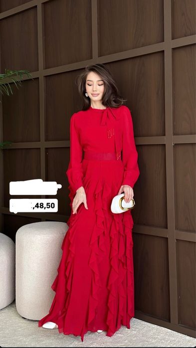 Красивое раскошное платье