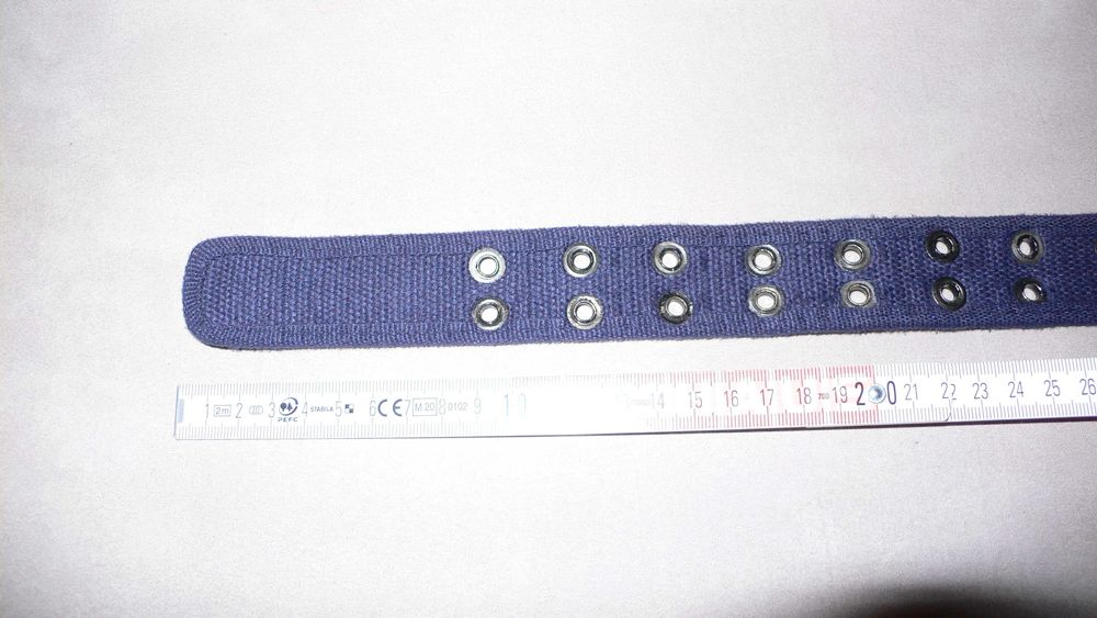 Детски колани: 3бр. 9лв общо.