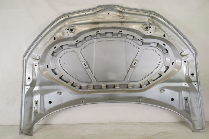 Оригинален Преден Капак В Добро Състояние Шкода / Skoda Octavia 4