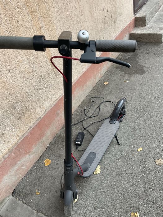 Trotineta electeica Xiaomi mi365 in stare forte buna fara jocuri