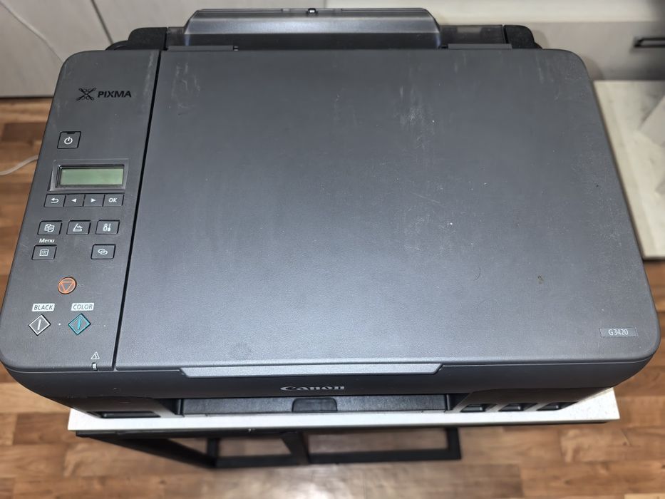 Продам цветной принтер/сканер.