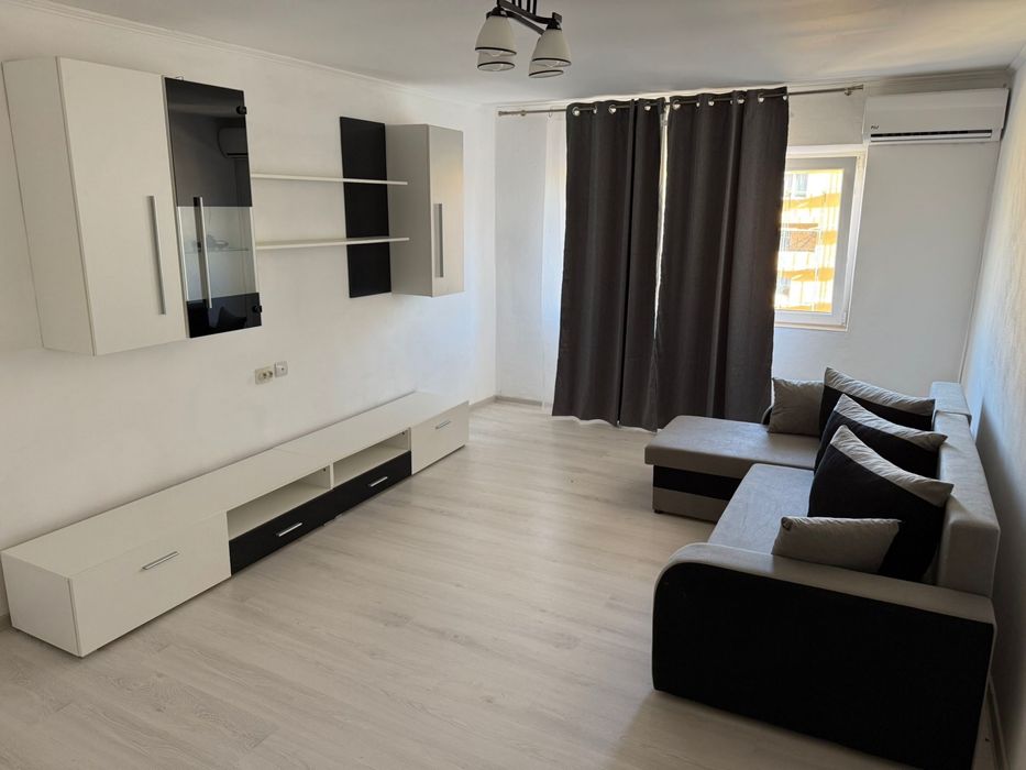 Vand apartament et4 decomandat