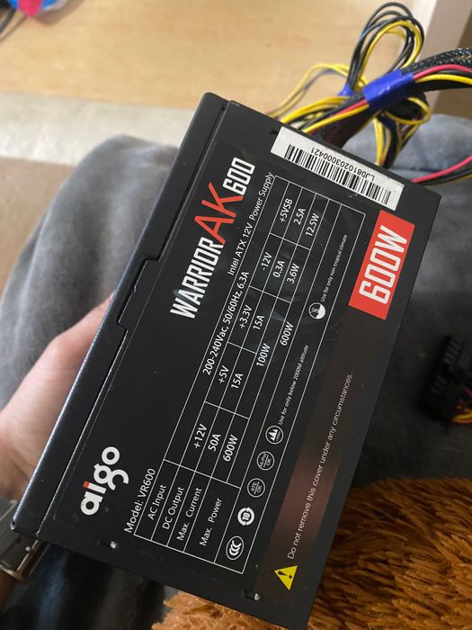 Продам блок питания 600w