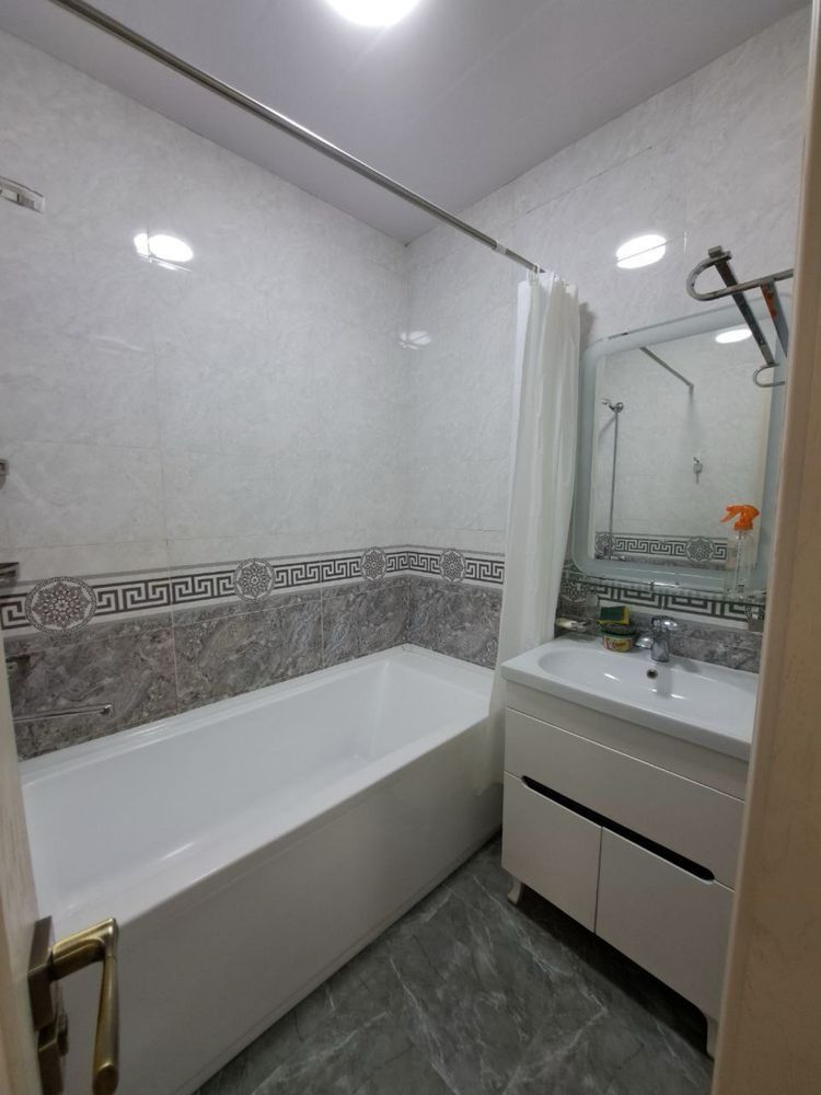 Продаётся Квартира Дружба Народов 2+2/2/9 Площадь 125м2