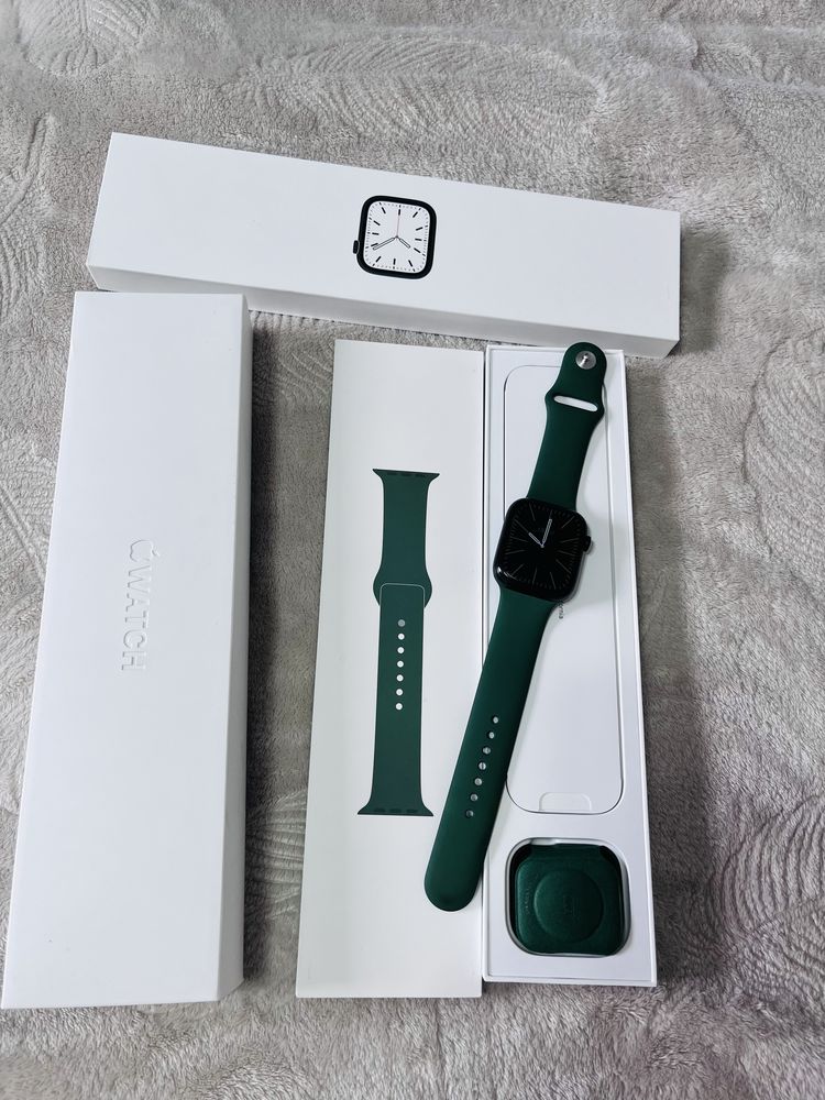 Apple watch 7 45 mm отличное состояние