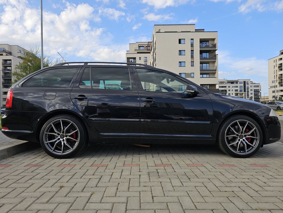 Skoda Octavia vRS 2.0 TDI Combi 2008 / Piele/Alcantara / Navi/170 CP