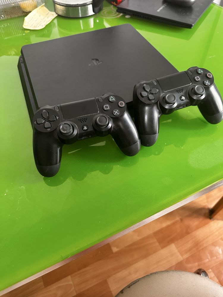 Продам плжйстейшен 4