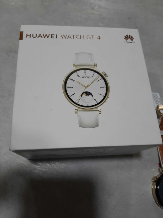 Смарт часовник HUAWEI WATCH GT 4 , 41 MM, НОВ