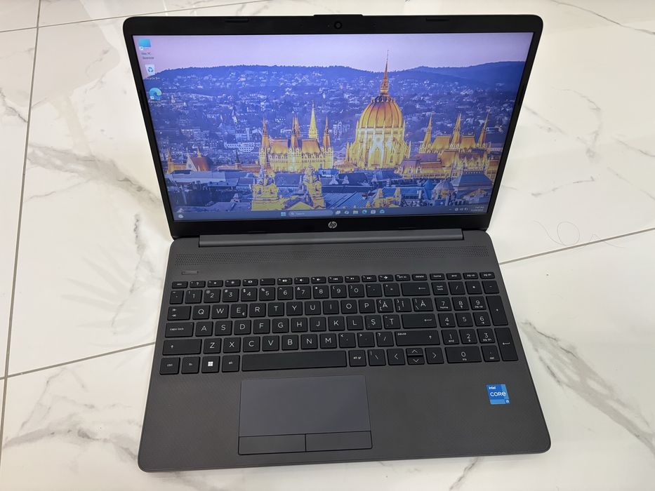 hp laptop 15-dw3054nq