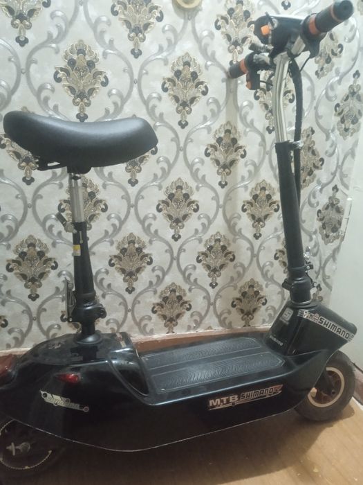 Продаю Самокат в хорошем состоянии