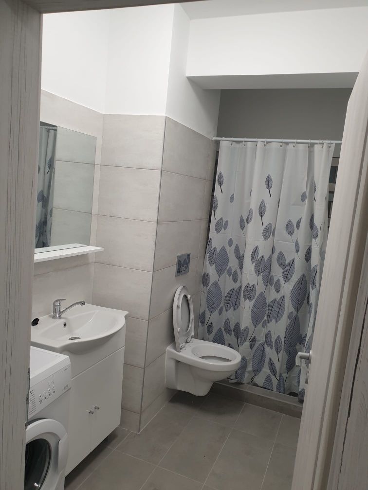 Închiriez apartament 2 camera, 48mp zona Valea Lupului,Perla Rezidenți