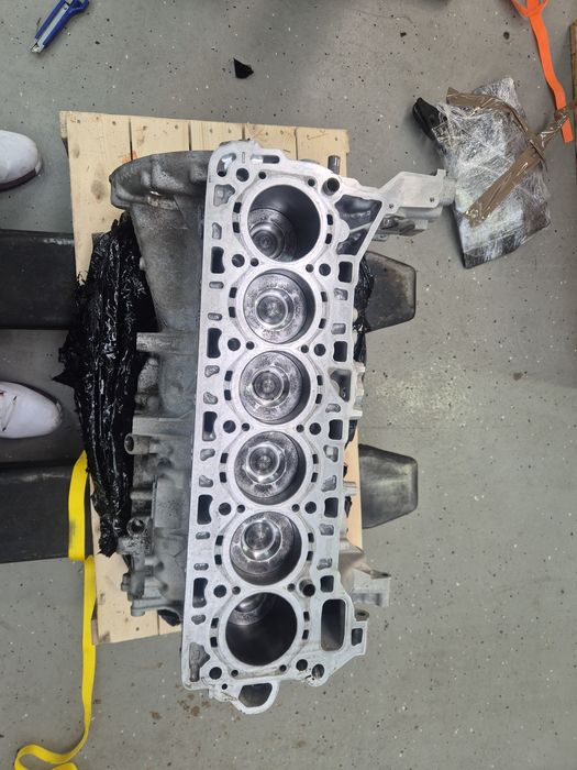 Motor land rover 3.0 L6 306dt ingenium aj20d6