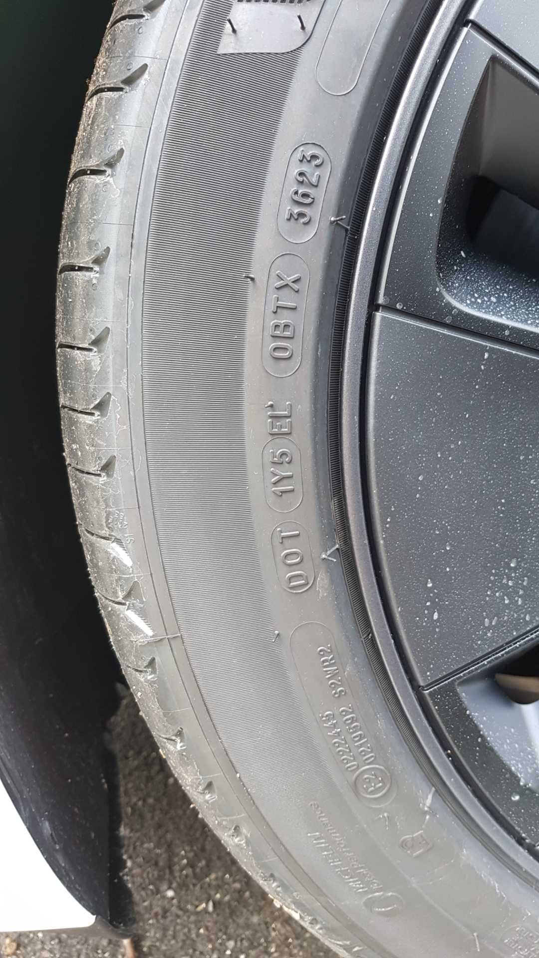 Michelin e-Primacy 235 45 R18 98V XL Acoustic T2 (Tesla), rulaj 95 km