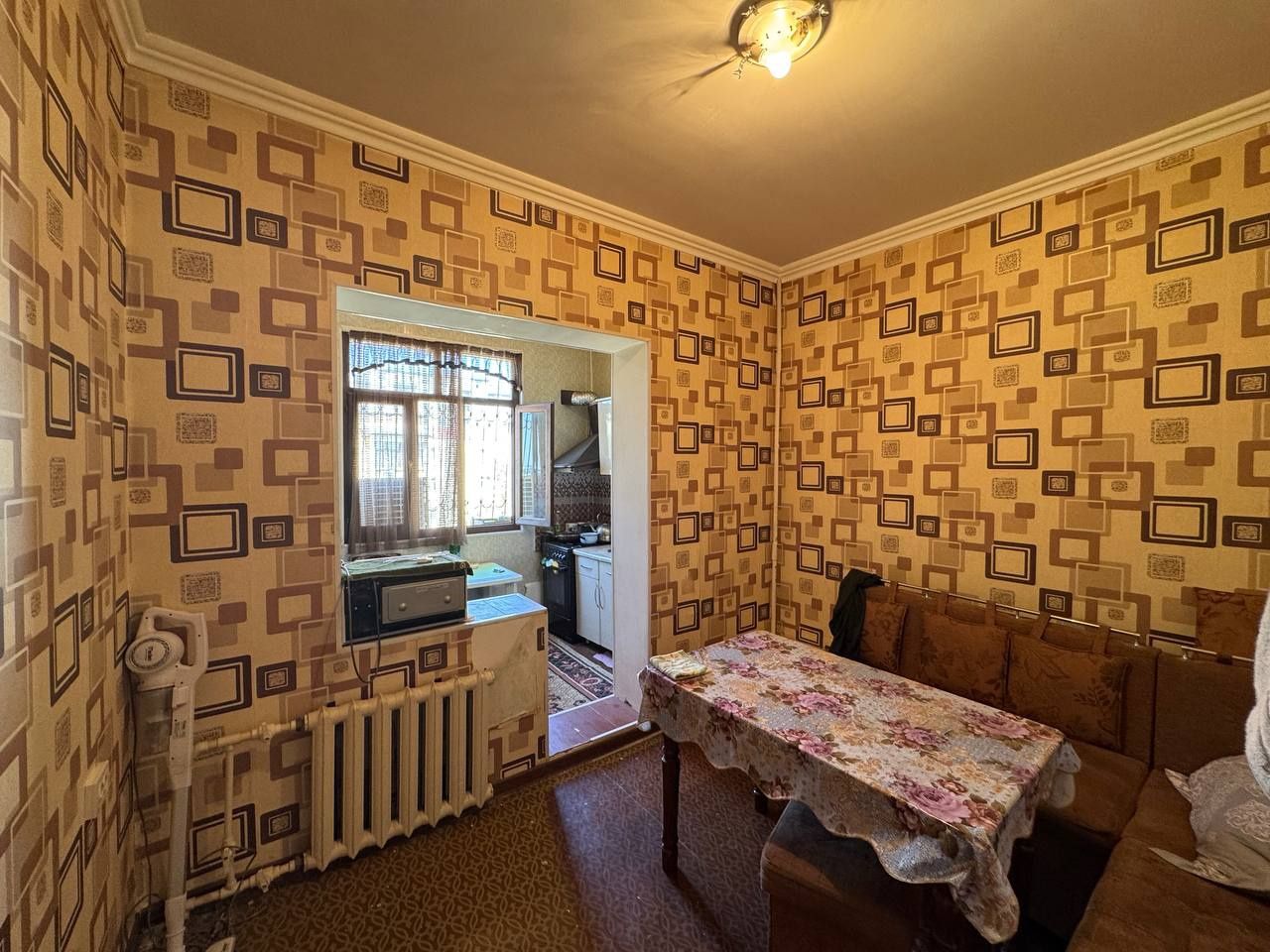 Срочно продаю квартиру 2пер3 массив куйлук 5 Московская планировка