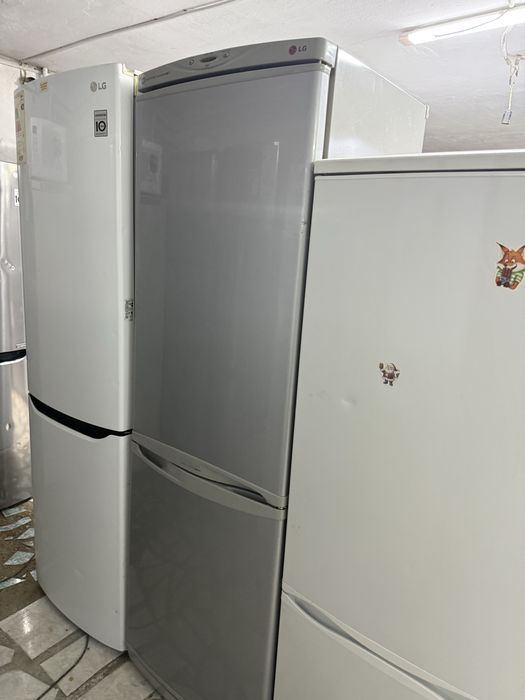 Продам холодилник в рабочем состаение