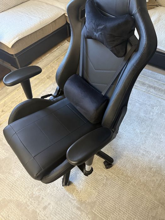 Продам кресло игровое