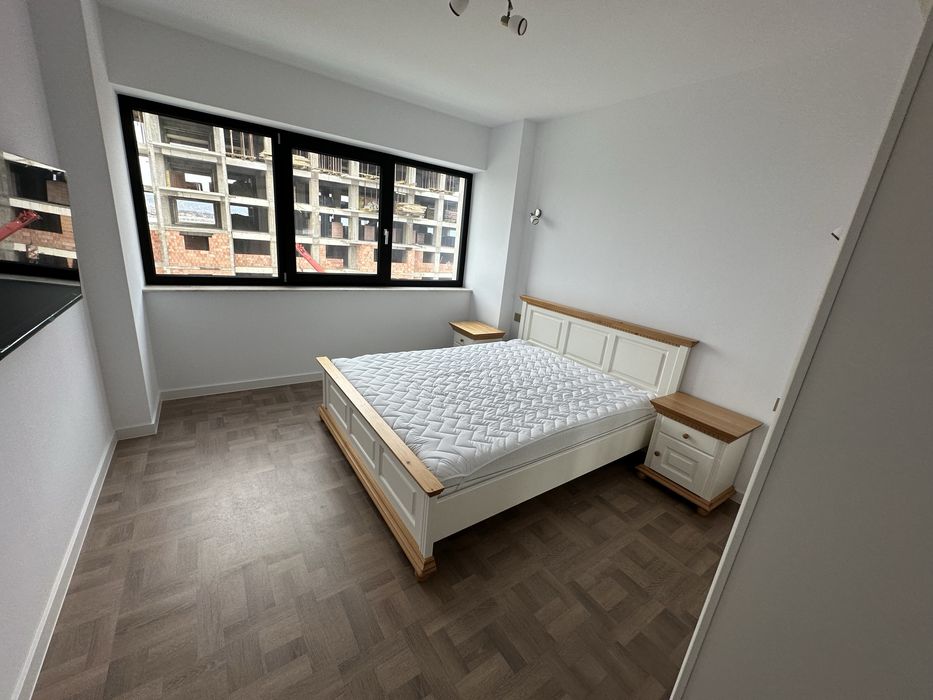 Proprietar - vand apartament NOU 3 camere