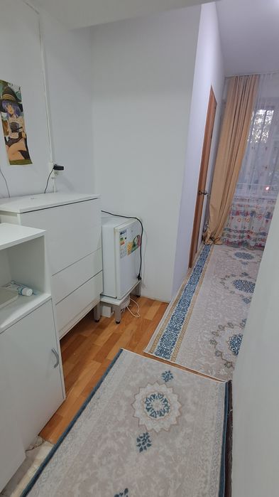 Комната благоустроенная в,центре