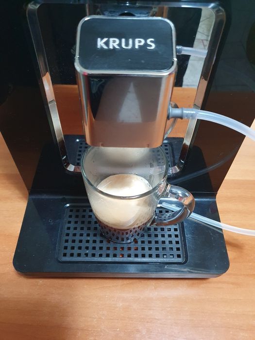 Vând espressor krups
