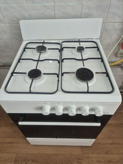 СРОЧНО!  САТЫЛАДЫ! Газовый плита