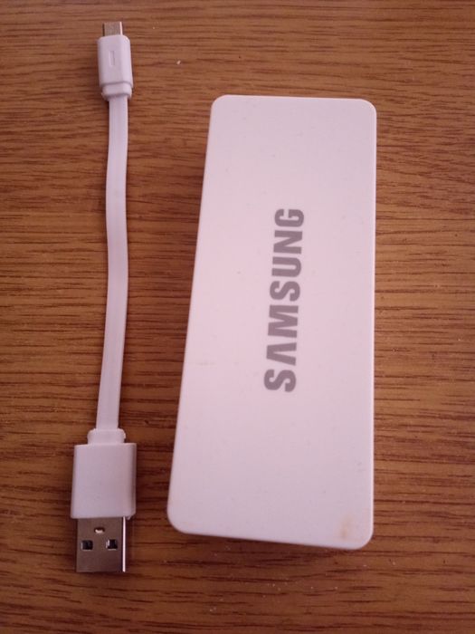 Power bank samsung Нова