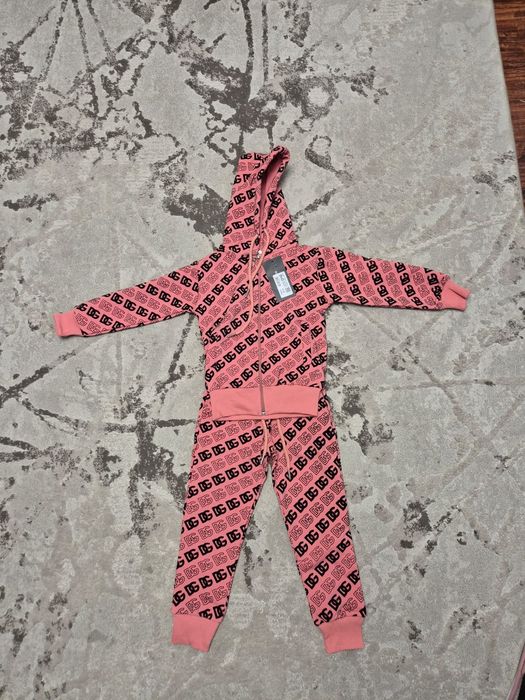 Vând treninguri fetițe Dolce &Gabbana