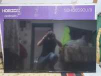 Vând plasma QLed Horizon Smart TV Diagonala 126 cm