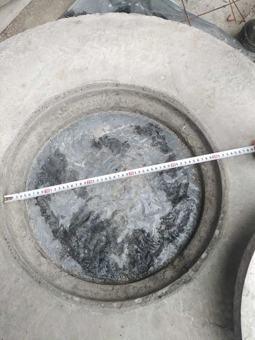 Vand tuburi de beton pentru fantana, cămine la apa sau fose septice