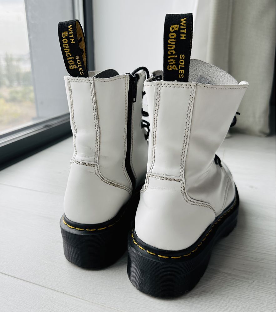 Dr Martens Jadon White Platform bocanci alb