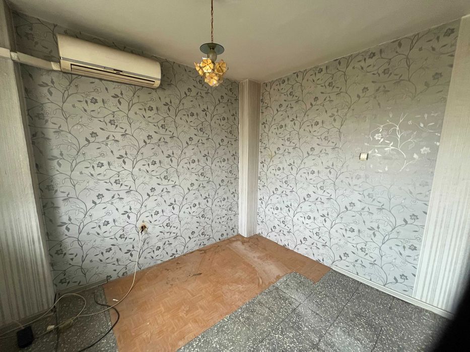 Продава прекрасен апартамент с две спални в кв. Васил Левски