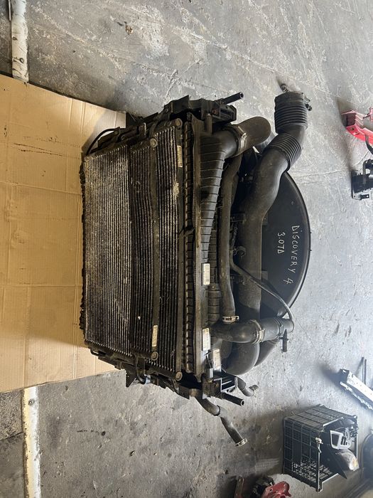 Radiatoare/Radiator Apa/Ac/Intercooler/Servo Range Rover Discovery 4