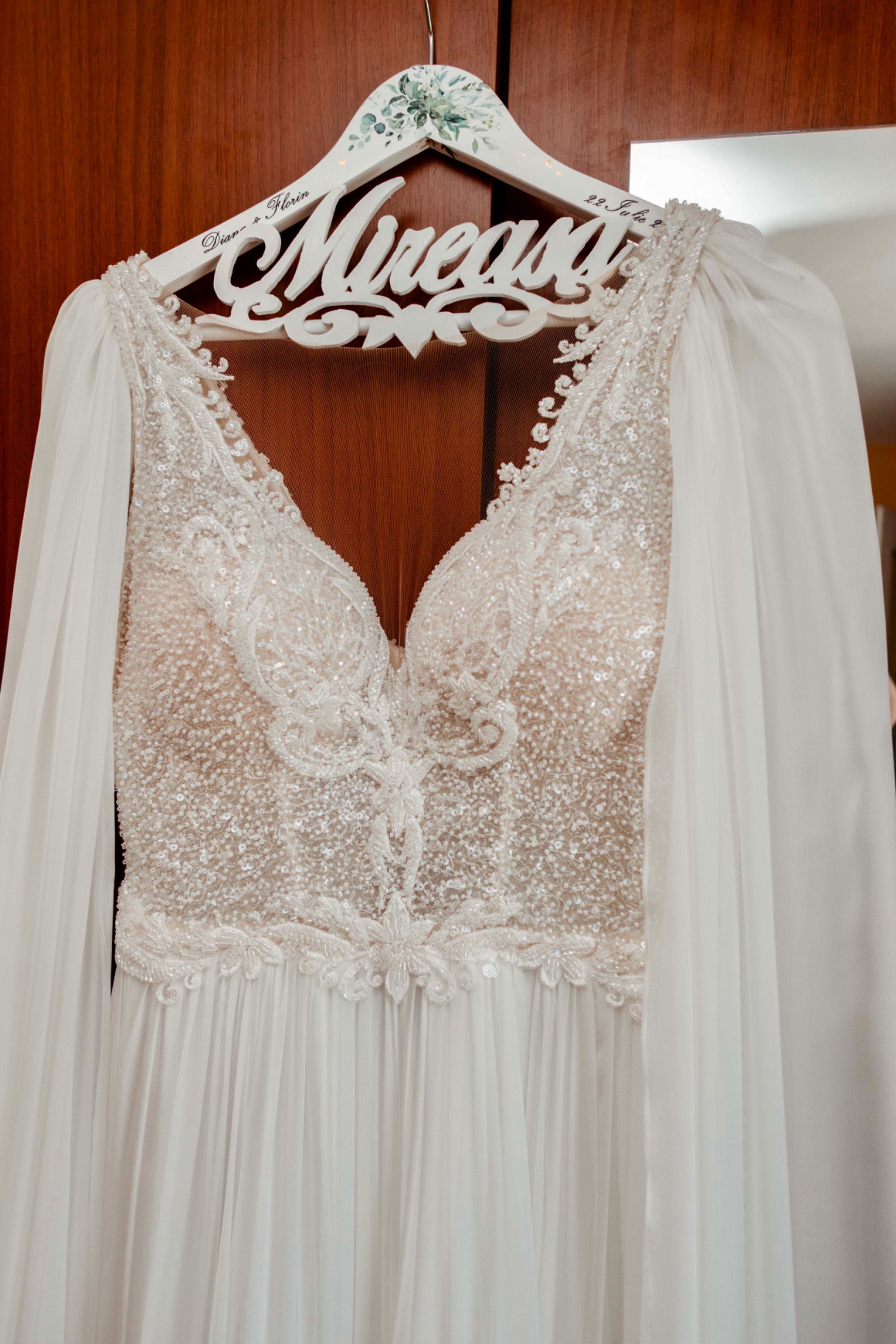 Rochie de mireasa maya