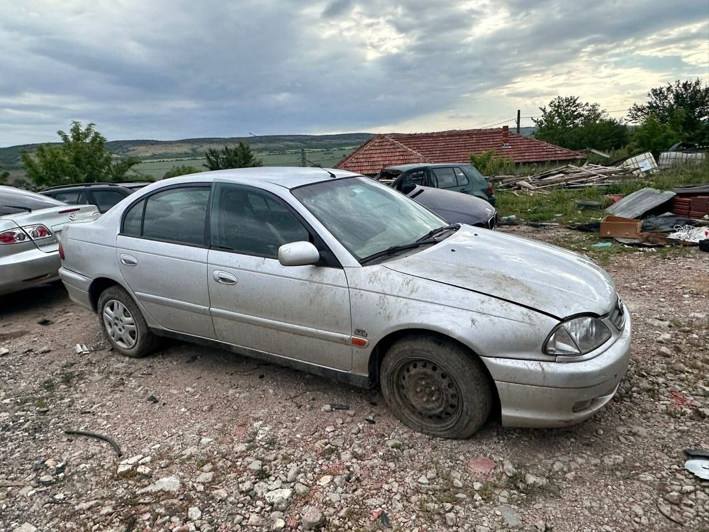 На части Toyota Avensis 2.0D D-4D