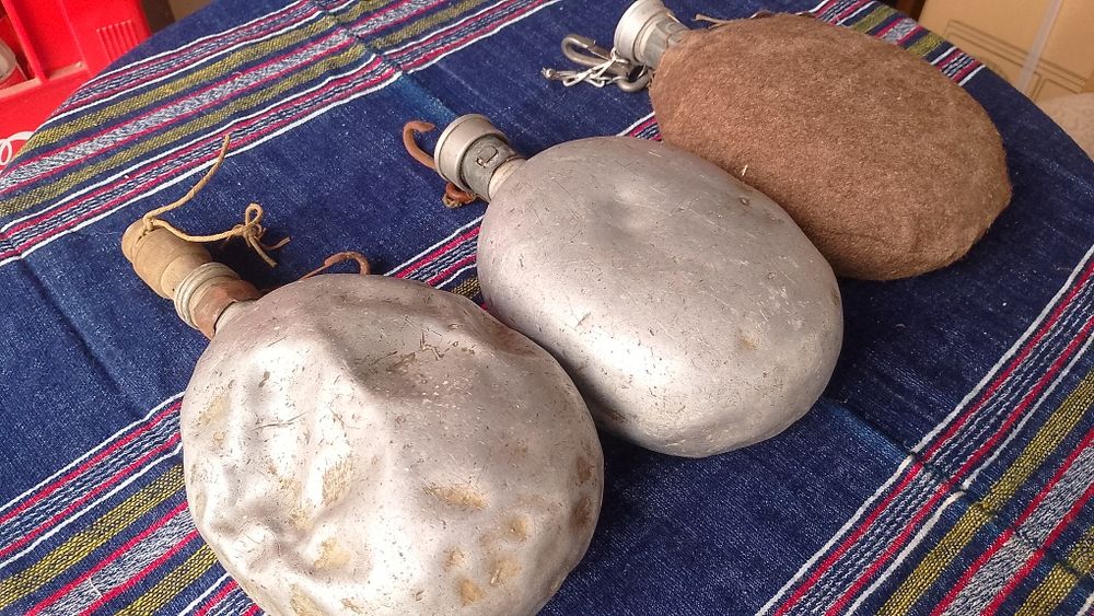 Стари манерки Манерки  3 броя- 10 лв за всички