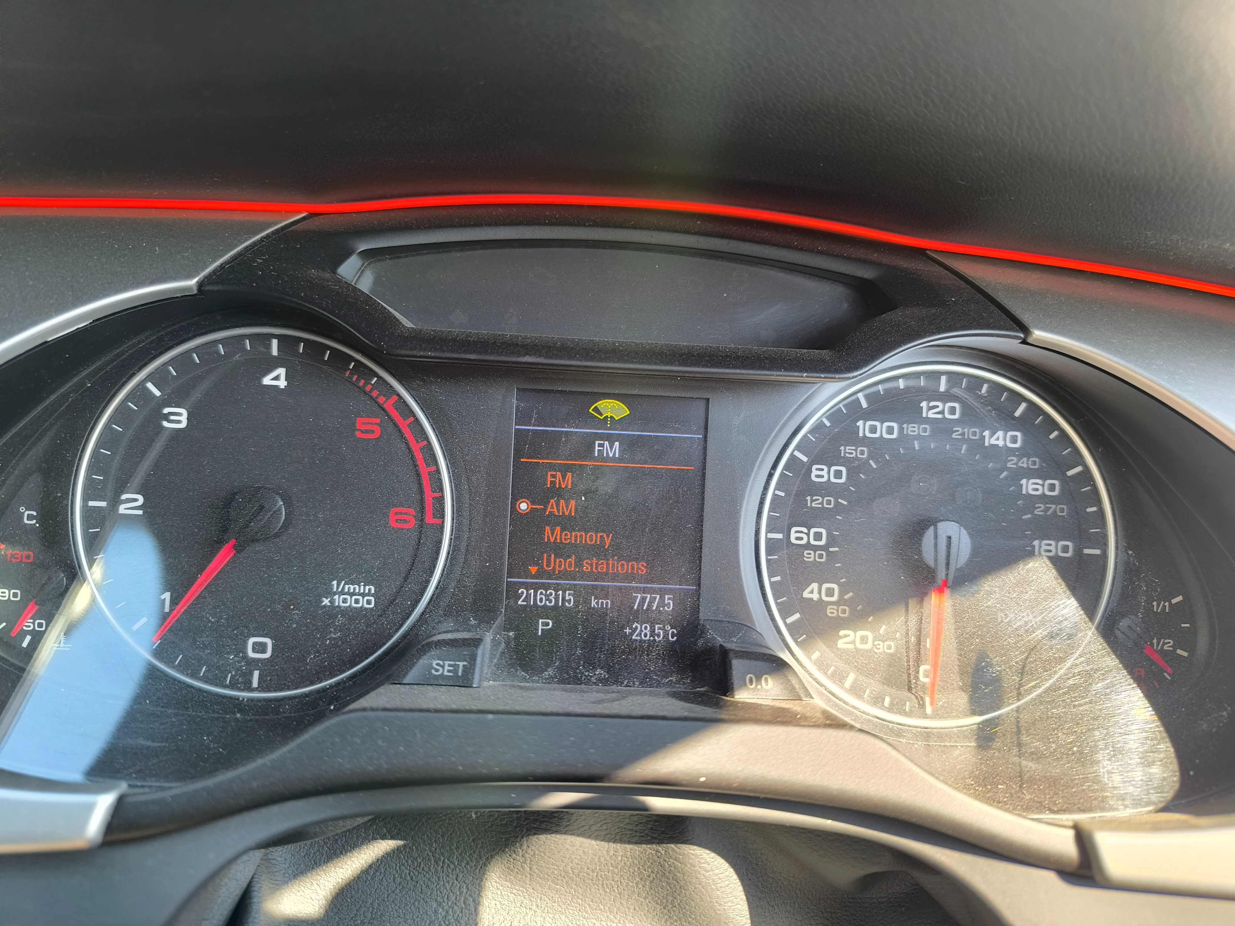 Audi A4 B8 2.0 tdi