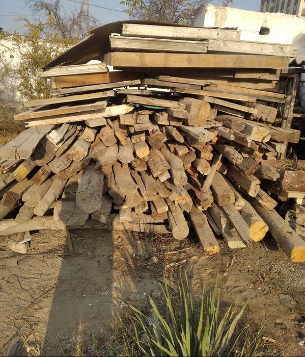 Бруслар ва шпаллар.