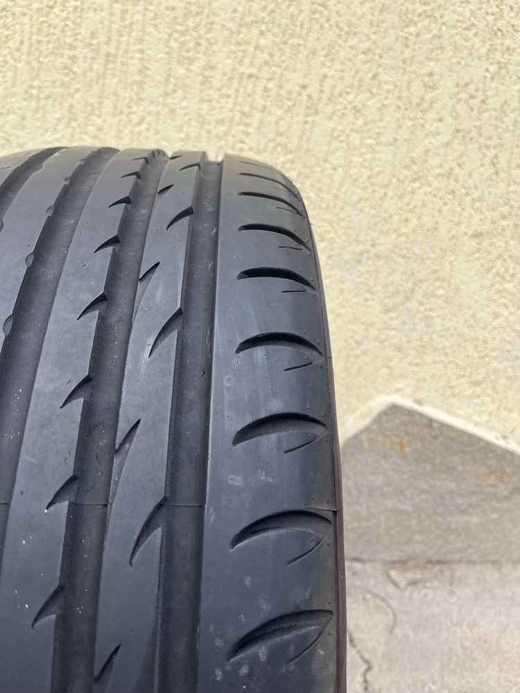 2 бр. летни гуми 215/50/17 Nexen 6 mm DOT 4815