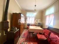 Етаж от къща в Варна-Идеален център площ 90 цена 280000