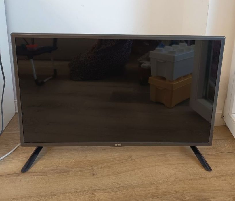 Продам телевизор LG