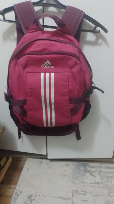 Продам рюкзаки в школу