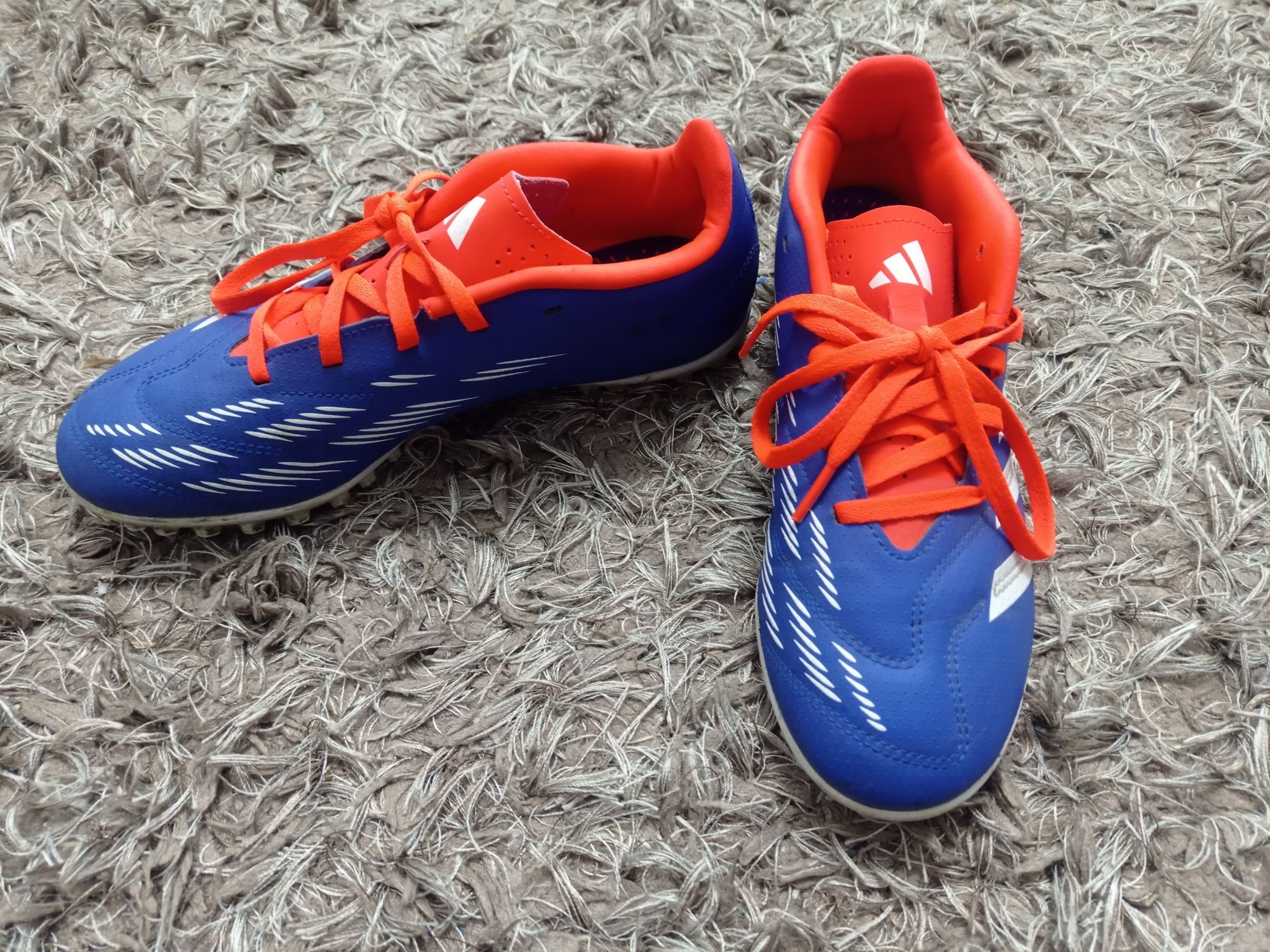 Adidas Predaror pentru sintetic